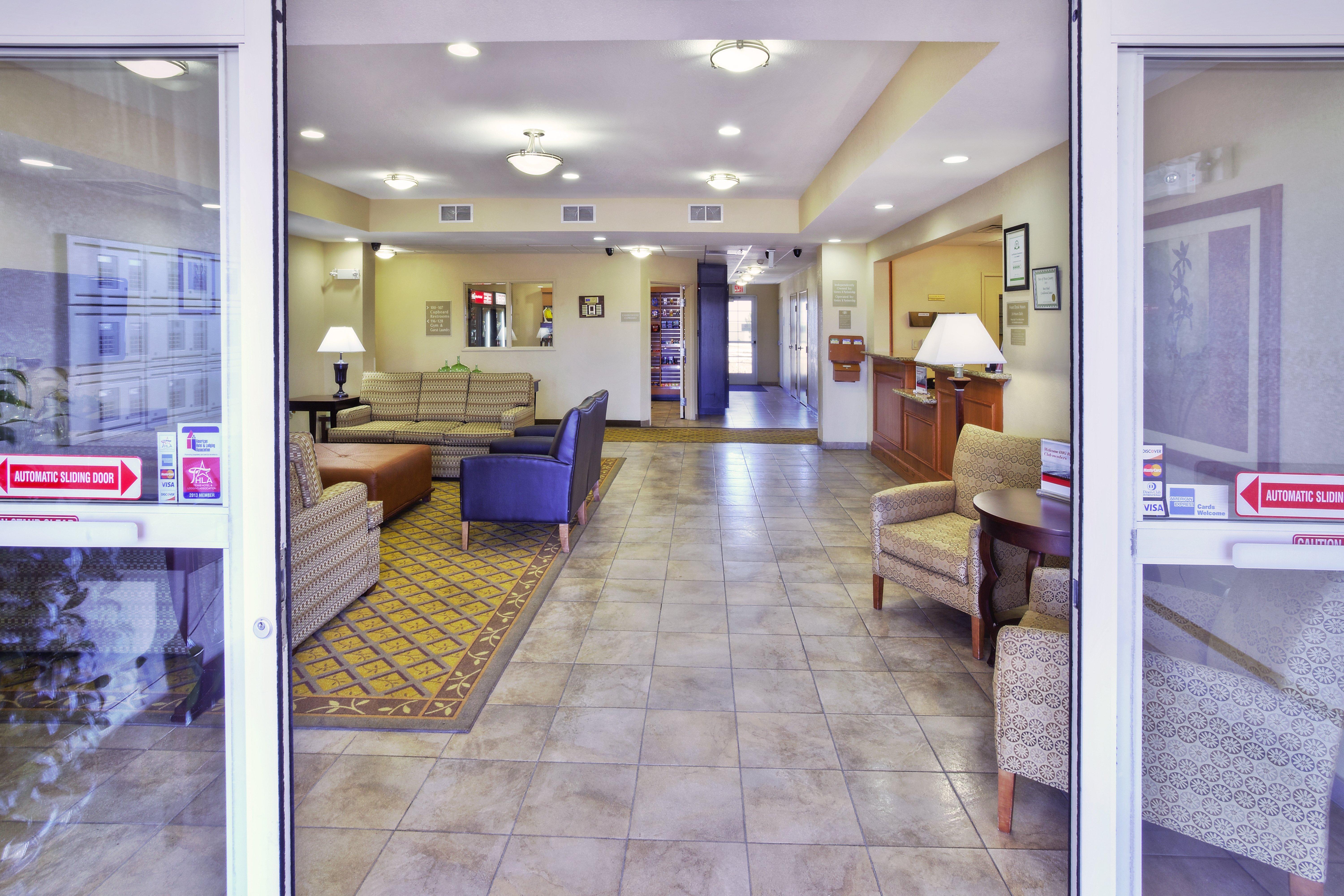 Candlewood Stockton By Ihg Hotel 2*