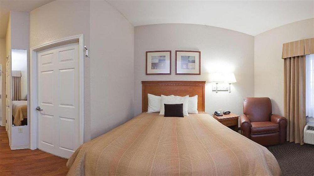 Candlewood Stockton By Ihg Hotel